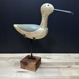 VTG Sandpiper Wood Hand Carved Painted Distressed Cool Coastal Bird Beachy Decor